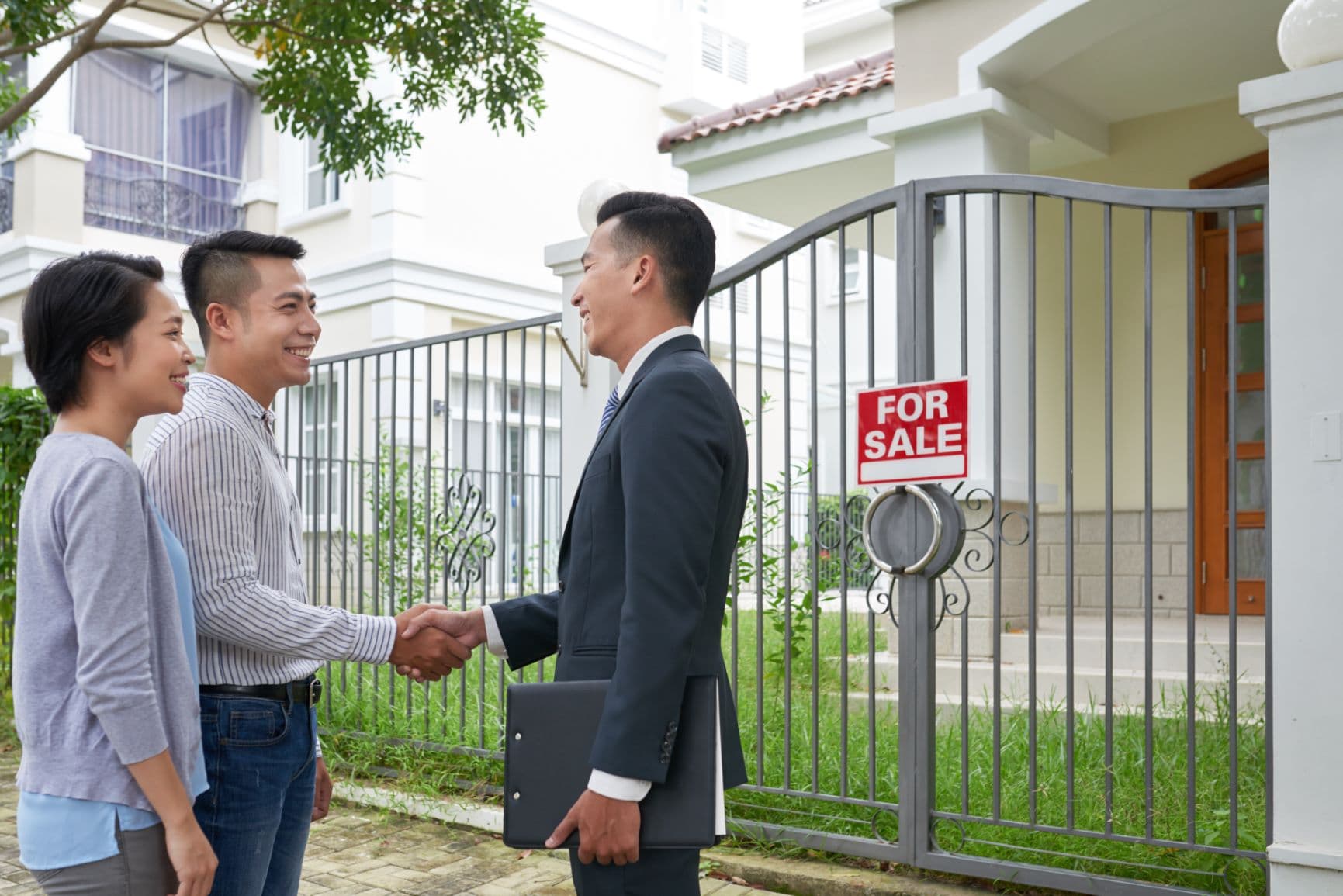 5 Effective Real Estate Listing Tips to Sell Your Home Faster